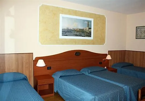 Hotel Belfiore 살자노